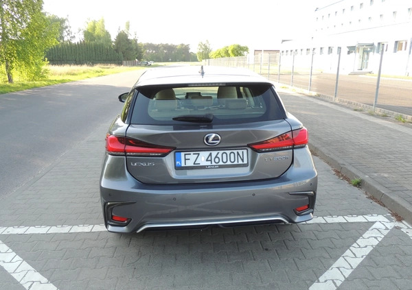 Lexus CT cena 90900 przebieg: 34874, rok produkcji 2020 z Sieradz małe 301